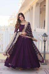 Faux Blooming Party Wear Gown Set