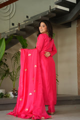 Chinnon Embroidered Festival Wear Kurta Set