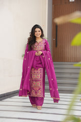 Chinnon Embroidered Festival Wear Kurta Set