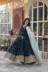 Faux Blooming Blue Gown Set